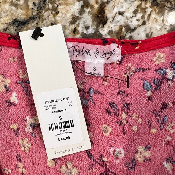 NWT Francesca's Taylor & Sage Red Floral Embroidered Smocked Blouse - Picture 6 of 7